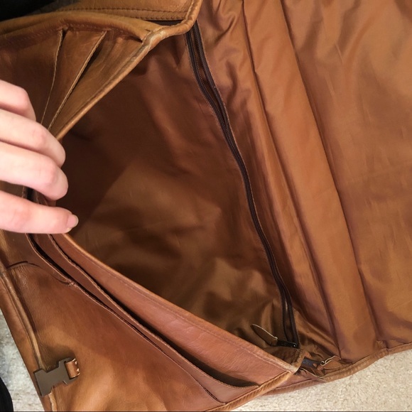 Authentic Dilana Design Vintage Leather Briefcase - Picture 8 of 9